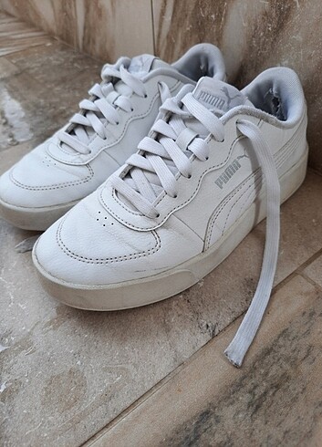36 Beden beyaz Renk Puma sky clean spor ayakkabı 36 numara