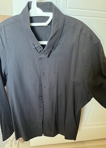 Düğmeli Siyah Erkek Gömlek, Regular Fit, Uzun Kollu - Görsel 2