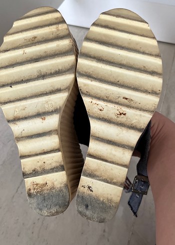 Kot Kumaşlı Tokalı Dolgu Topuklu Kadın Ayakkabı - Görsel 3