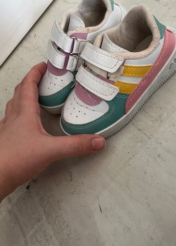 Kız Çocuk Çok Renkli Cırt Cırtlı Spor Ayakkabı - Görsel 4