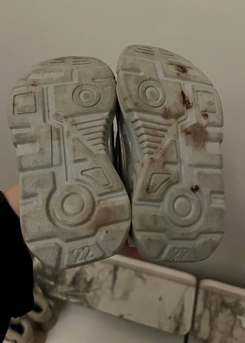 Kız Çocuk Gri Bantlı Spor Ayakkabı - Görsel 3