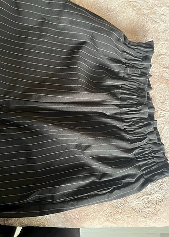 Gri Çizgili Kadın Piliseli Kumaş Pantolon - Görsel 3