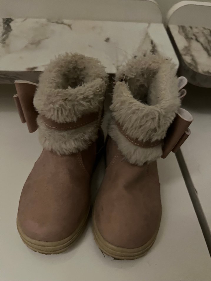 Kız Çocuk Bej Süet Kürklü Bot - Görsel 5