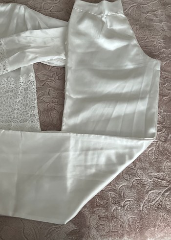 Beyaz Nakışlı Bohem Kadın Pijama Takımı - Görsel 2