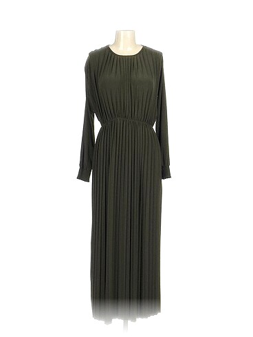 PreLoved Uzun Elbise %70 İndirimli.