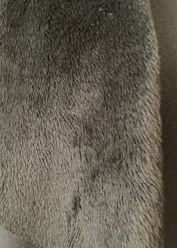 Siyah Süet Kürk Detaylı Kolsuz Yelek - Görsel 2