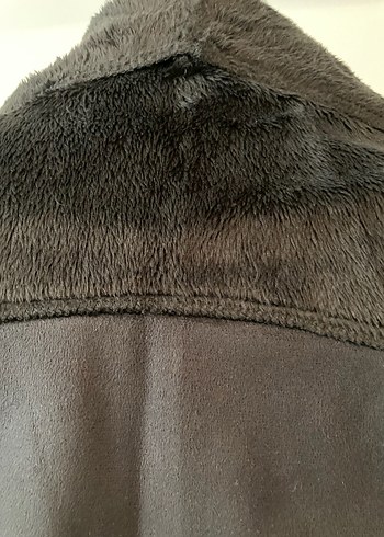 Siyah Süet Kürk Detaylı Kolsuz Yelek - Görsel 6