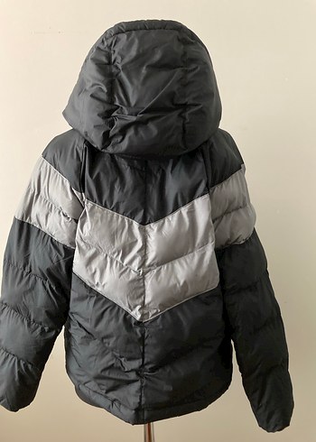 Erkek Çocuk Gri Kapüşonlu Fermuarlı Mont - Görsel 4