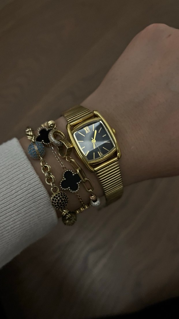 Klasik Kadın Altın Renkli Kemerli Saat - Görsel 4