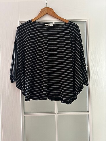 Mango t-shirt