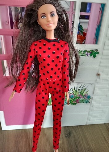Barbie mattel fashionistas 