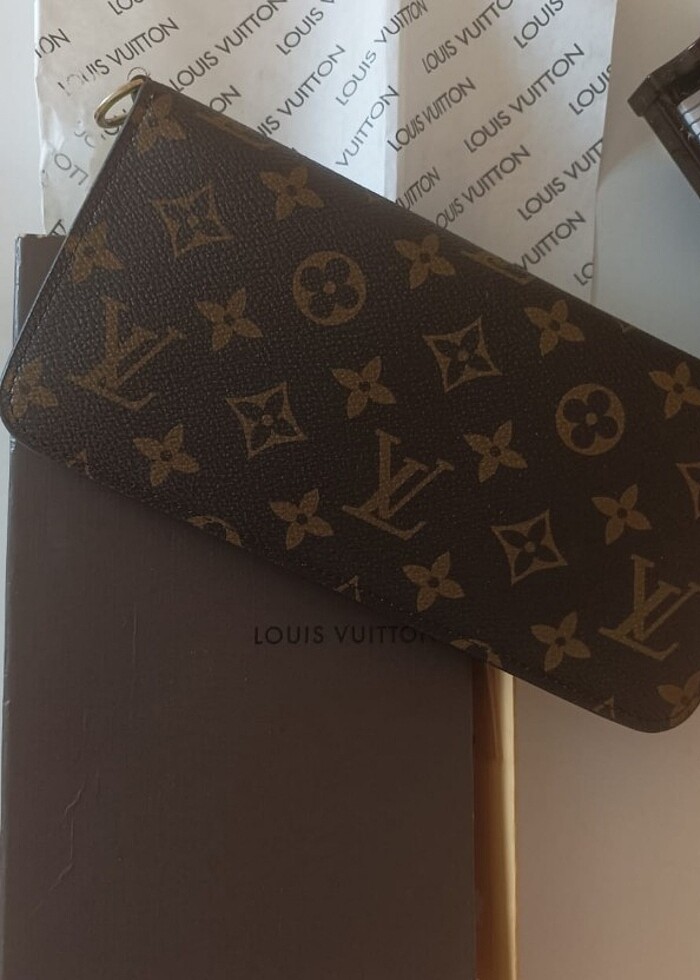 Orijinal cüzdan.  - Görsel 2