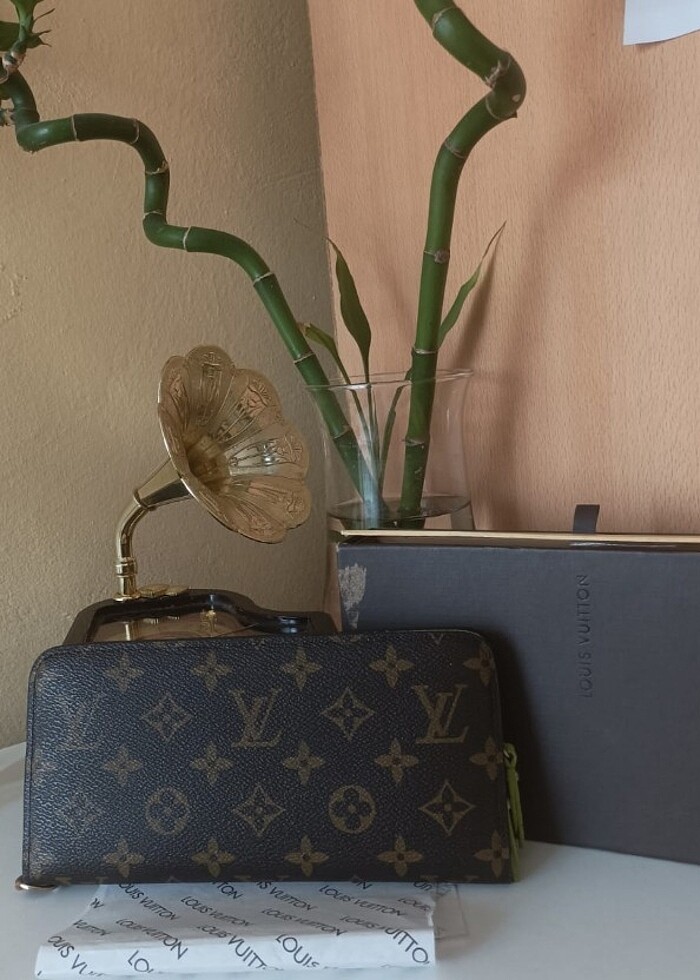 Orijinal cüzdan.  - Görsel 5