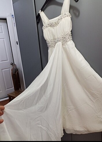 Nikahta birkaç saat giyildi - Görsel 2