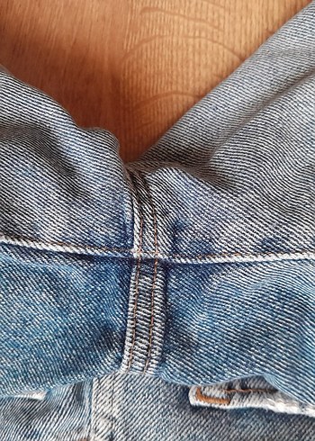 Nakışlı Düğmeli Mavi Kot Şort - Görsel 6