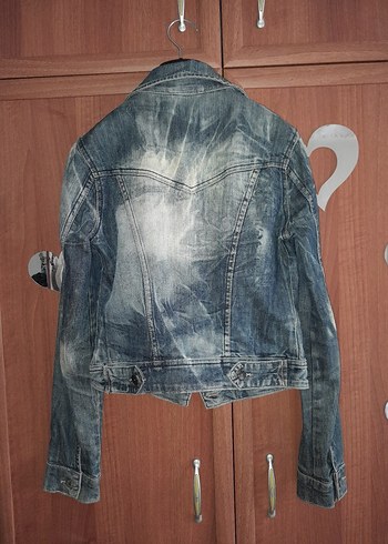 Düğmeli  Batik Desenli Kadın Denim Ceket - Görsel 3