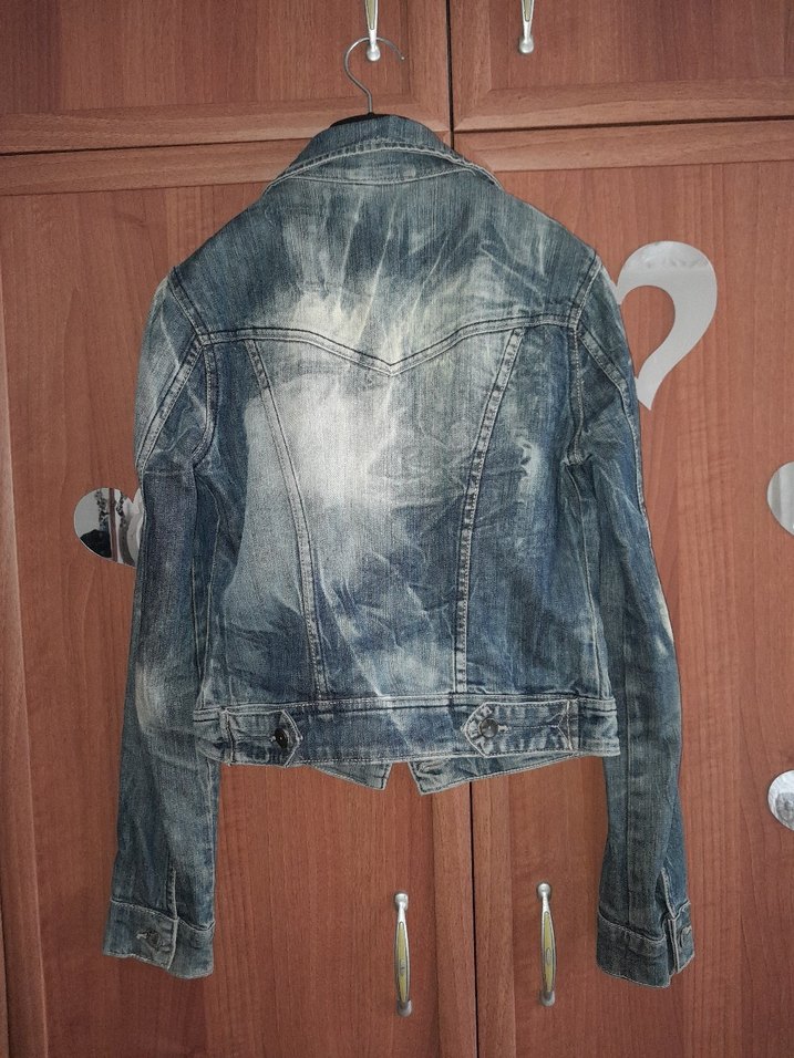 Düğmeli  Batik Desenli Kadın Denim Ceket - Görsel 3