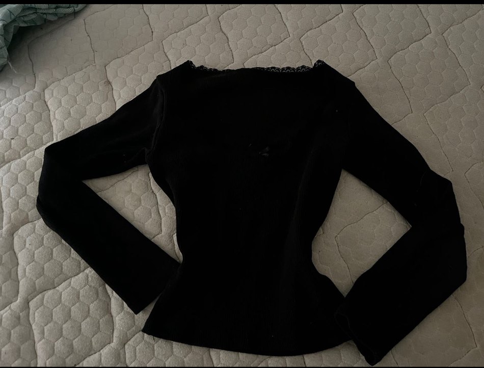 Dantel Detaylı Siyah Kadın Bluz - Görsel 4