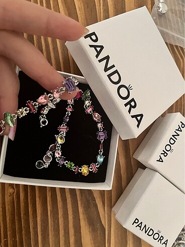 Swarovski gema bileklik