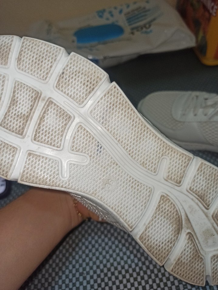 Beyaz Bağcıklı Kadın Spor Ayakkabı - Görsel 4