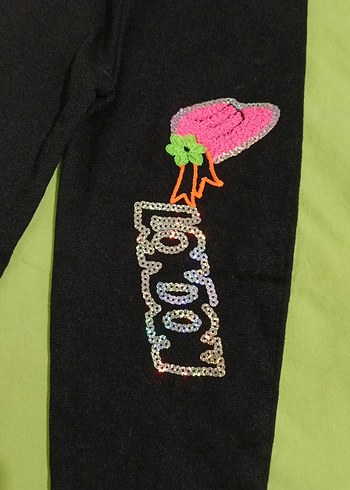 Kız Çocuk Siyah Baskılı Tayt - Görsel 2