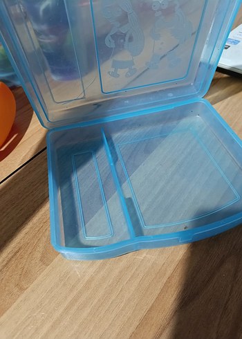 Renkli Çocuk Bardakları ve Saklama Kutuları - Görsel 5