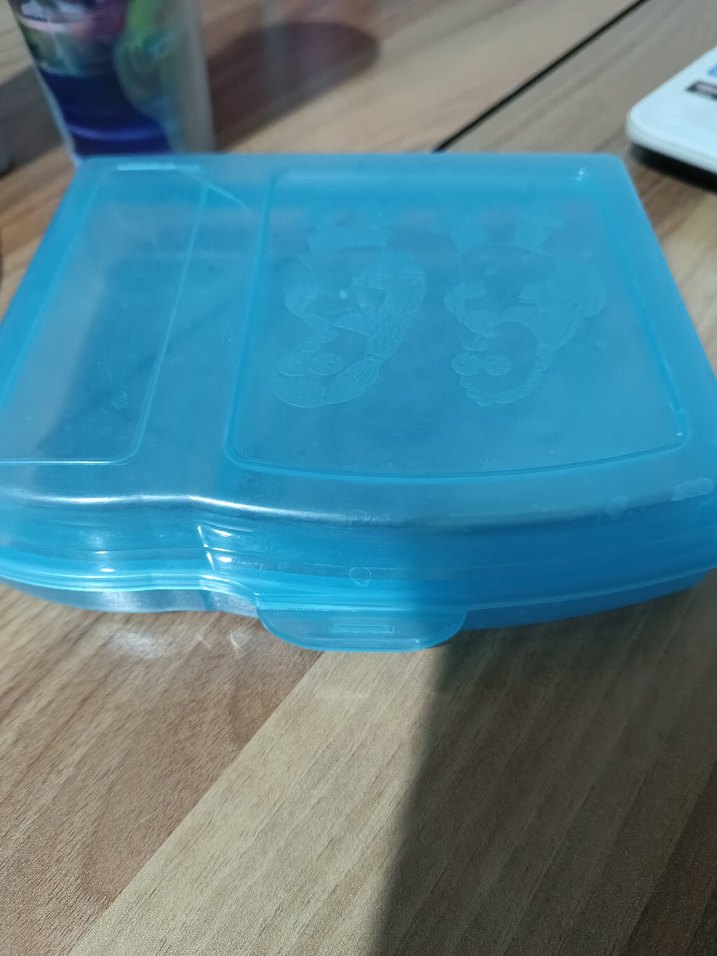 Renkli Çocuk Bardakları ve Saklama Kutuları - Görsel 4