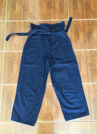 38 Beden mavi Renk mango 38 pantalon.