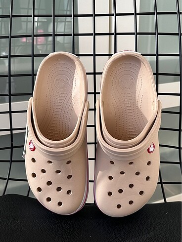 40 Beden ten rengi Renk crocs terlik
