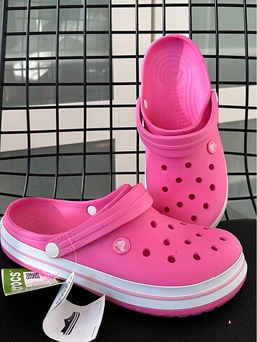 crocs terlik