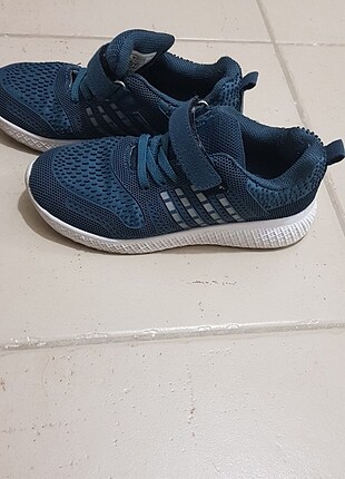 Çocuk spor ayakkabı