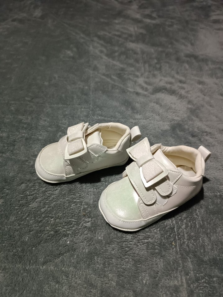 LCW Kız Bebek Beyaz İlk Adım Ayakkabısı - Görsel 3