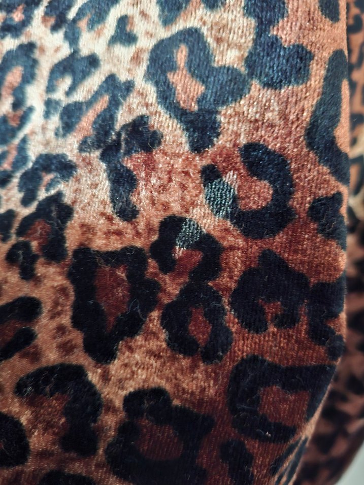 Kahverengi Leopar Desenli Kadın Bluz - Görsel 3