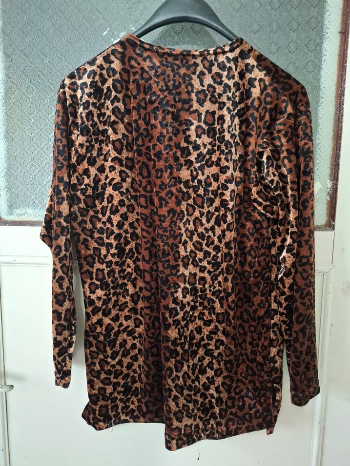 Kahverengi Leopar Desenli Kadın Bluz - Görsel 2