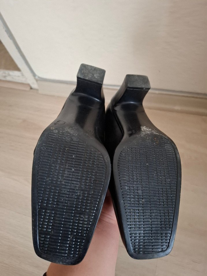 Kadın Siyah Tokalı Klasik Topuklu Ayakkabı - Görsel 5