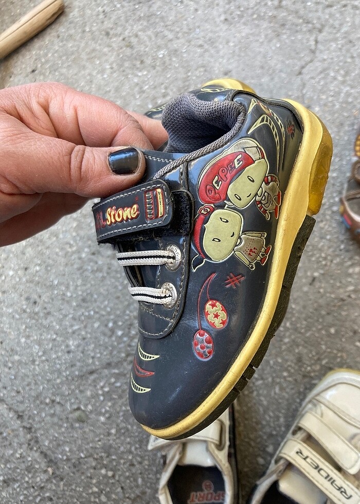 3 adet ayakkabı - Görsel 5