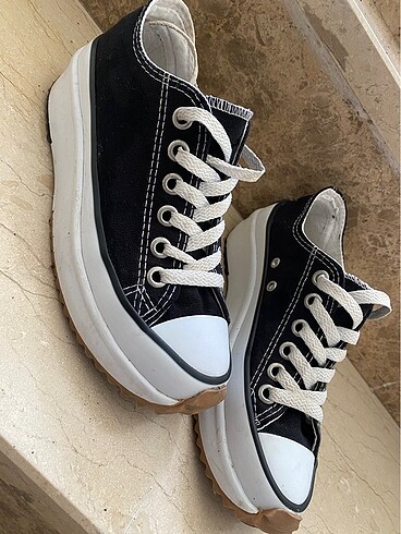 Butigo Bileksiz siyah converse 