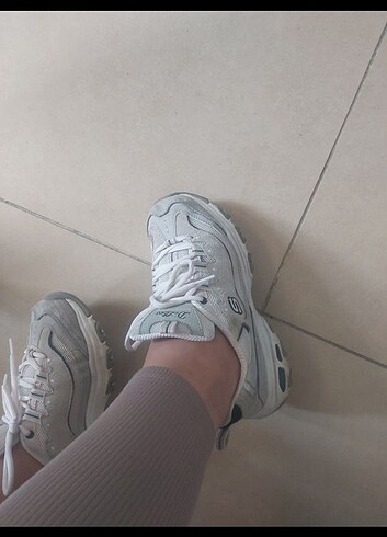 37 Beden Skechers d lites