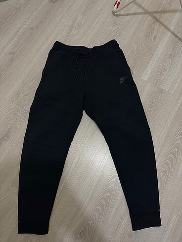 Tech fleece