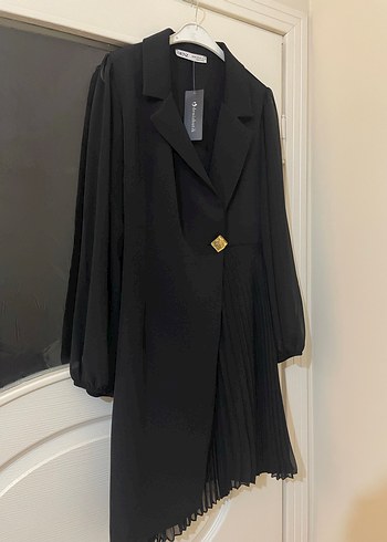 Siyah Piliseli Mini Elbise - Görsel 4