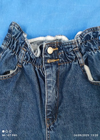 29 Beden Kadın Mavi Bel Detaylı Salaş Midi Kot Pantolon