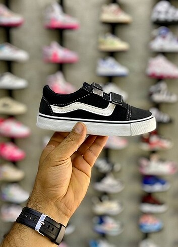 Siyah Vans 