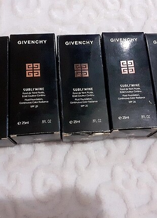 GIVENCHY fondöten