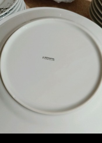 Beyaz ve Gri Desenli Yemek Tabağı Seti - Görsel 5