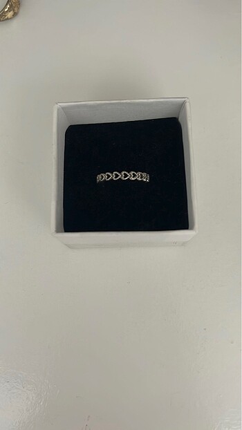 Pandora yüzük