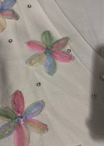 Çiçek Desenli Pastel Renkli Hırka - Görsel 2