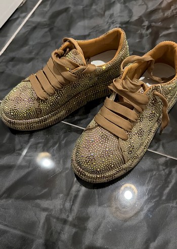 Parlak Yılan Desenli Kadın Dolgu Topuklu Spor Ayakkabı - Görsel 5