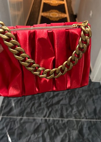 Kırmızı Zincir Detaylı Kadın Çanta - Görsel 6