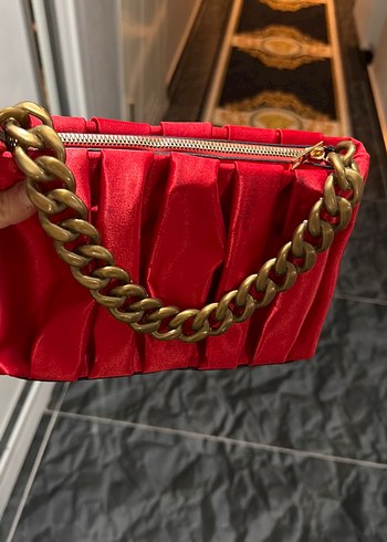 Kırmızı Zincir Detaylı Kadın Çanta - Görsel 3