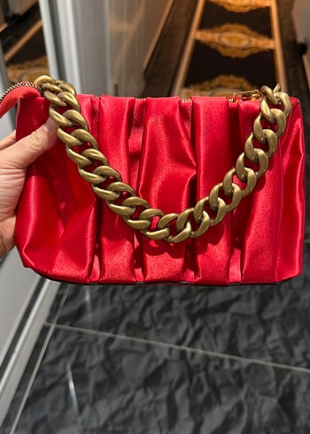 Kırmızı Zincir Detaylı Kadın Çanta - Görsel 4